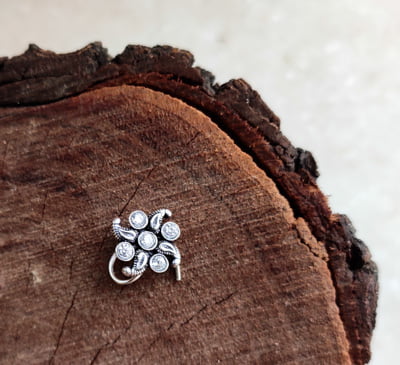 Adya Zircon Nose Ring