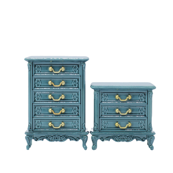 Chest of Drawers with opening Drawers small and large