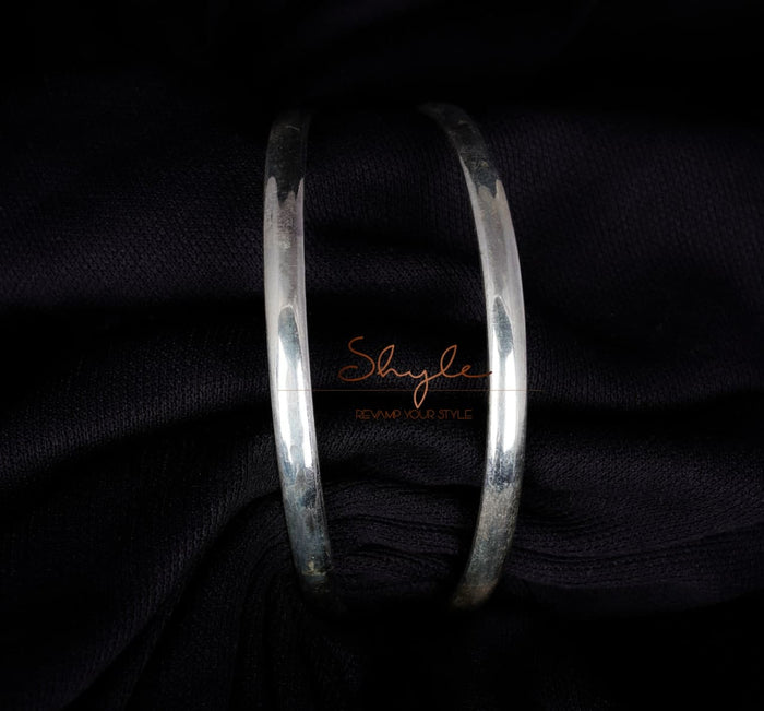 Adya Fine Everyday Bangle