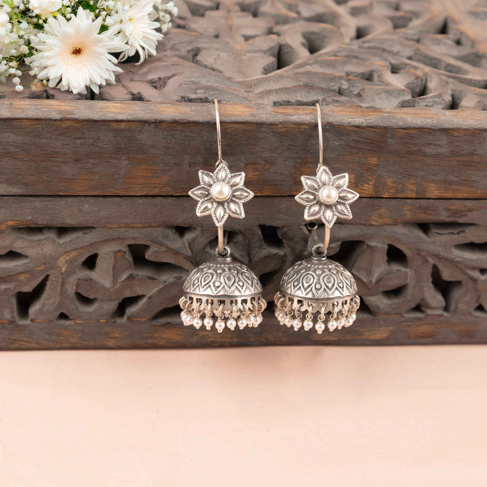 Dulari Intricate Pearl Embossed Bali Jhumka