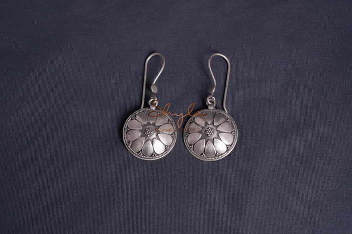 Moh Petal Intricate fish hook earrings