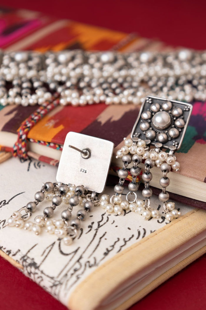 Tattva Pearl Jadau Tikdi Pearl Layered Earring