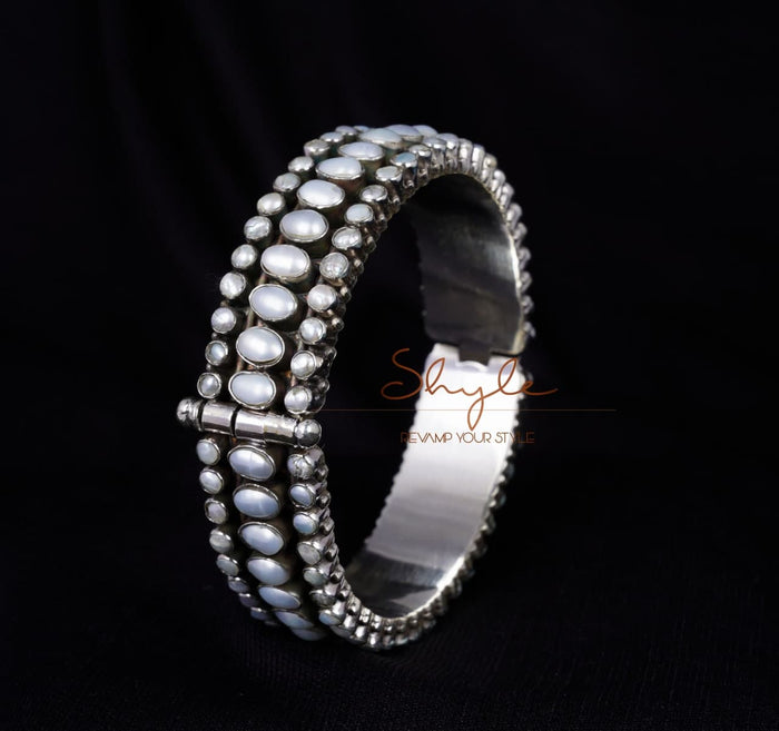 Tattva Pearl Jadau Timeless Kada